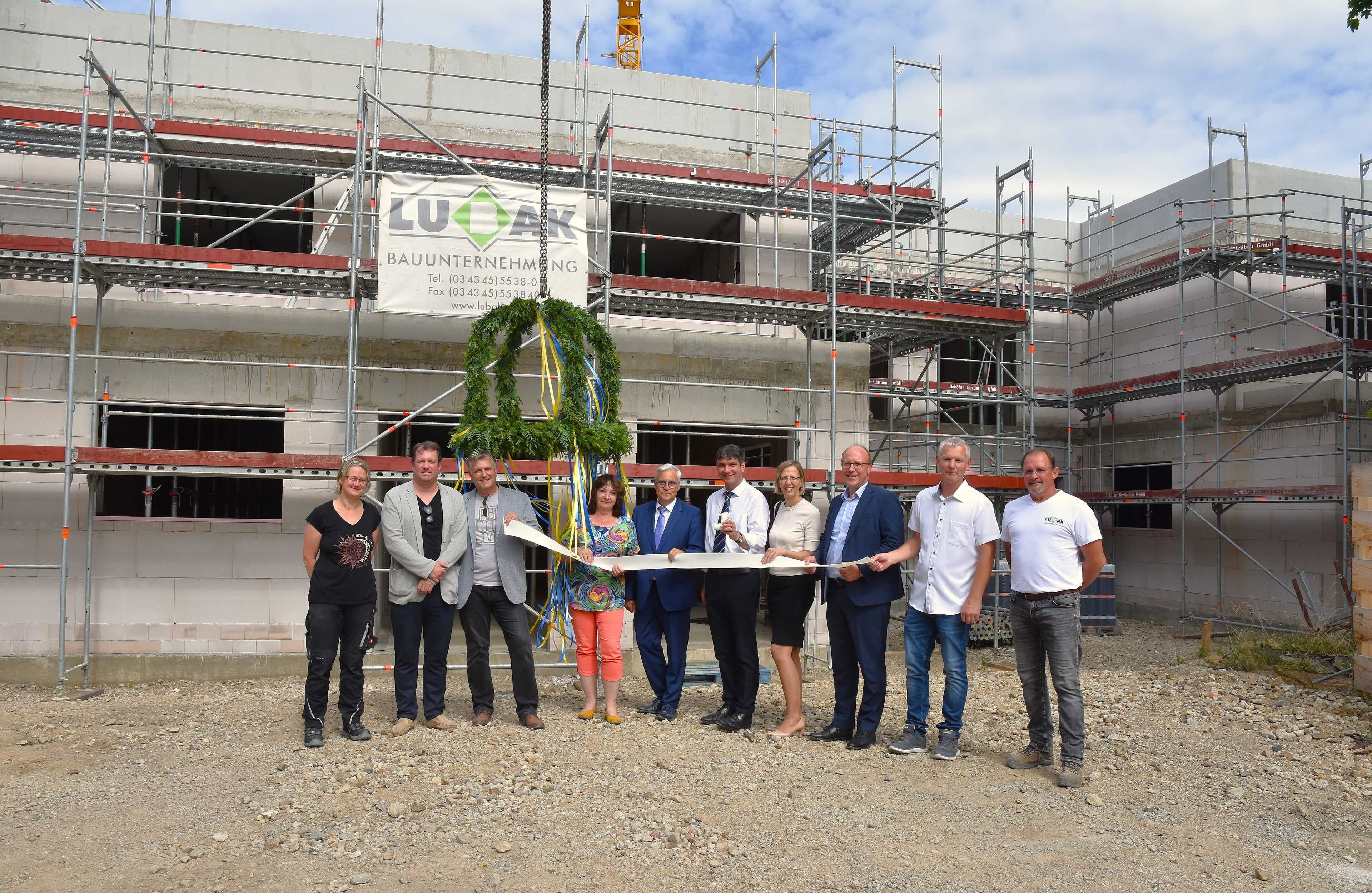 Neuer Betriebskindergarten und Pflegefachschule in Borna