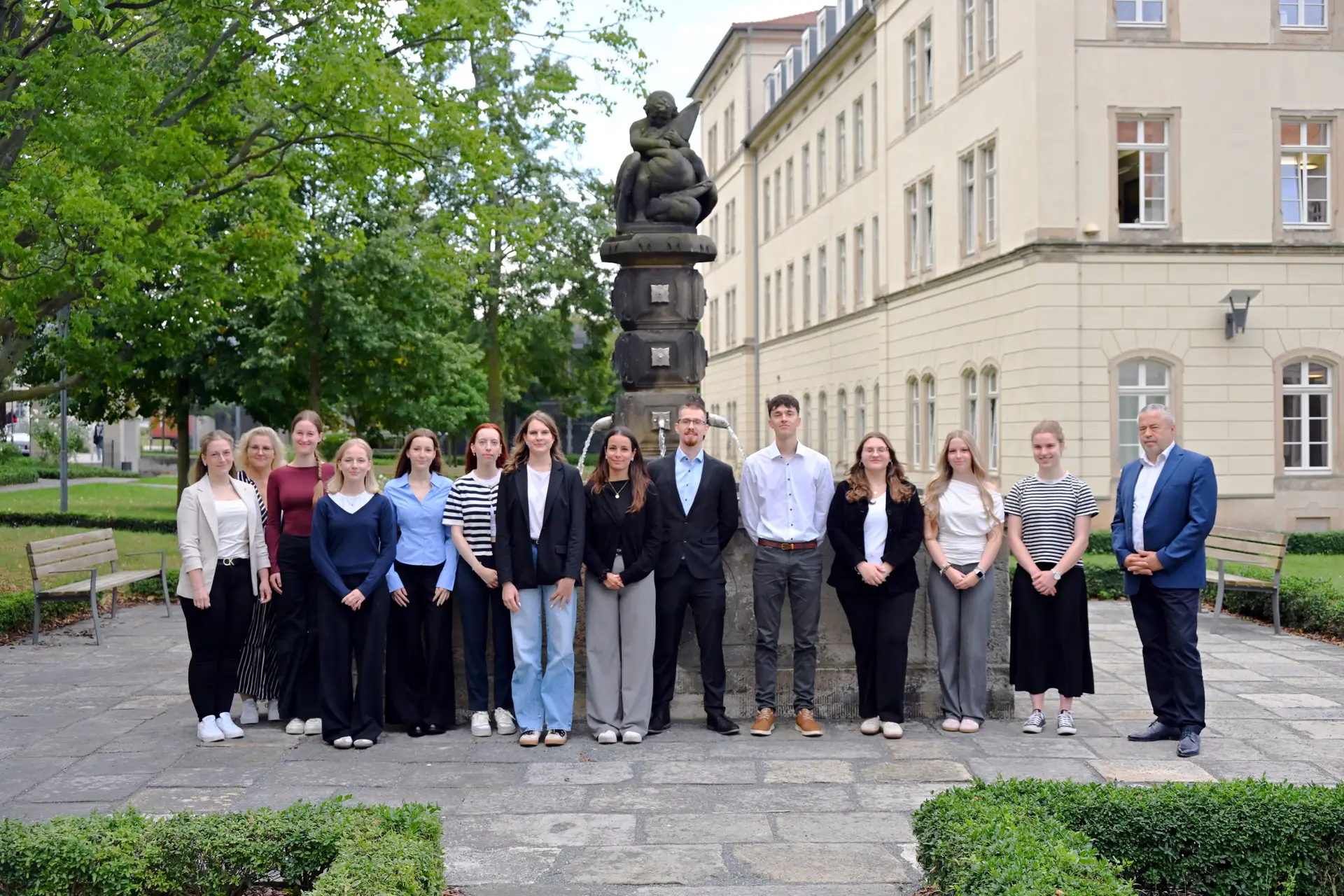 Landkreisverwaltung startet mit neuer Generation von Auszubildenden und Studierenden